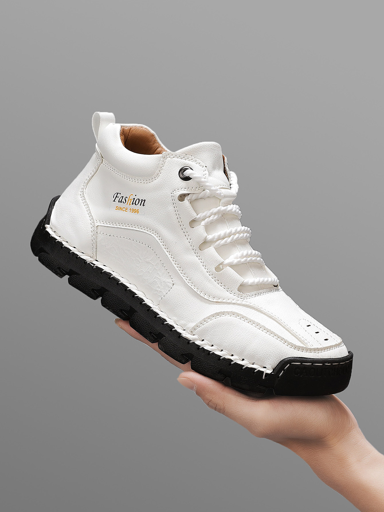 Handgemaakte halfhoge vrijetij - Mens Fashion Trainers recensie en prijs
